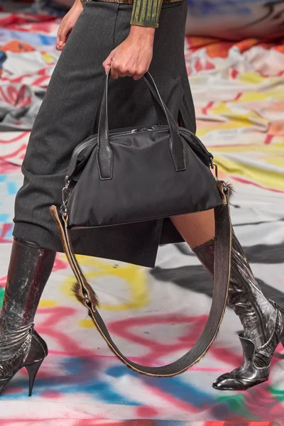 Look 63